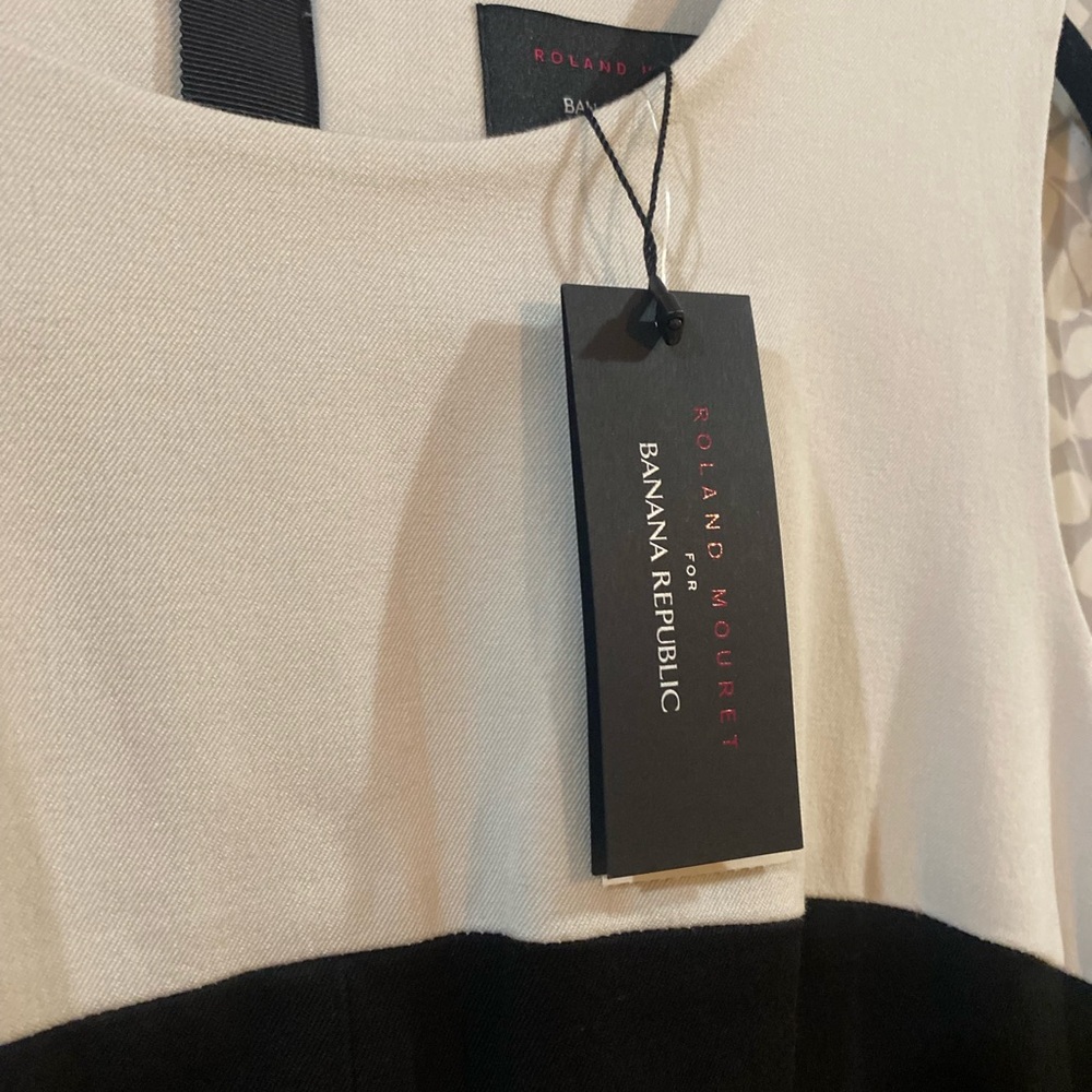Banana Republic Monochrome Sleeveless Dress